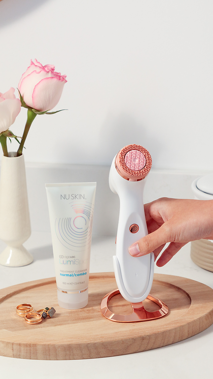 ageLOC LumiSpa iO 洗顔ブラシ セット IMG2211030174-Rose-Gold-