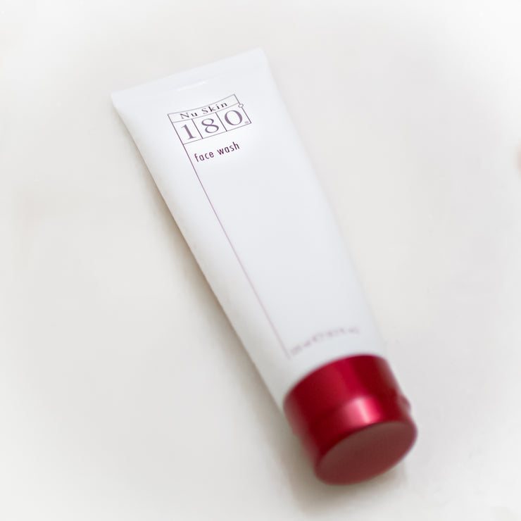 180° Face Wash