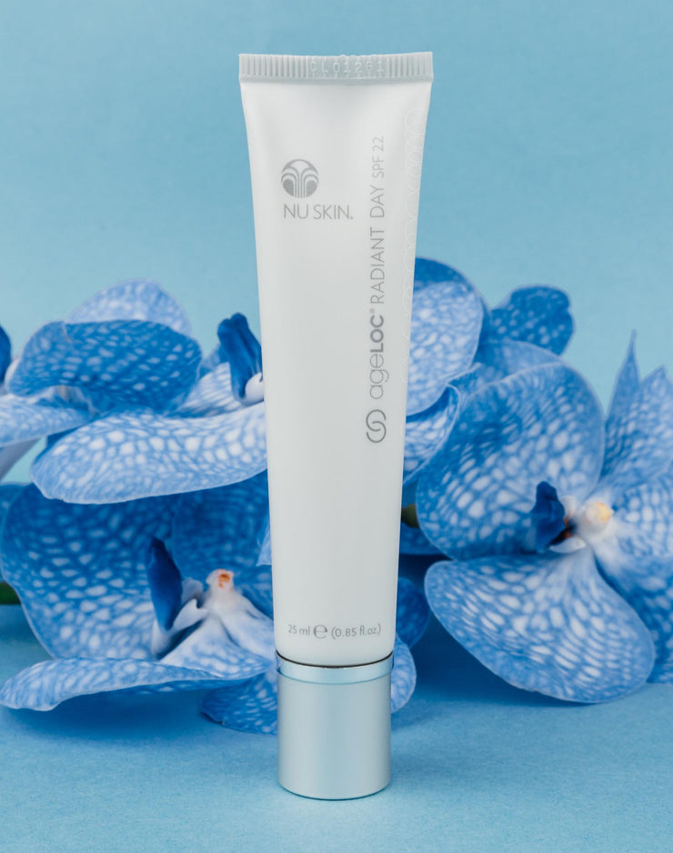 ageLOC Radiant Day SPF 22